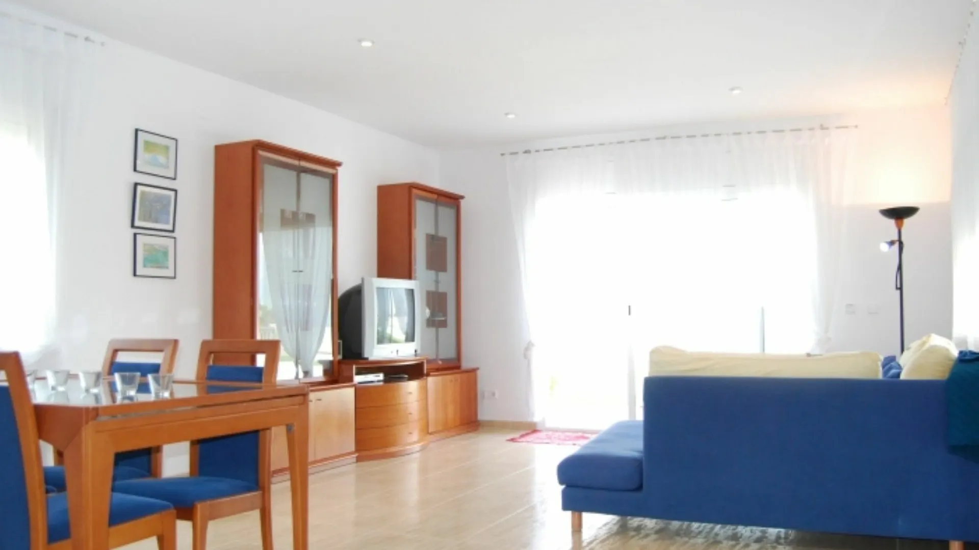 106149 Villa In Lloret De Mar联系方式